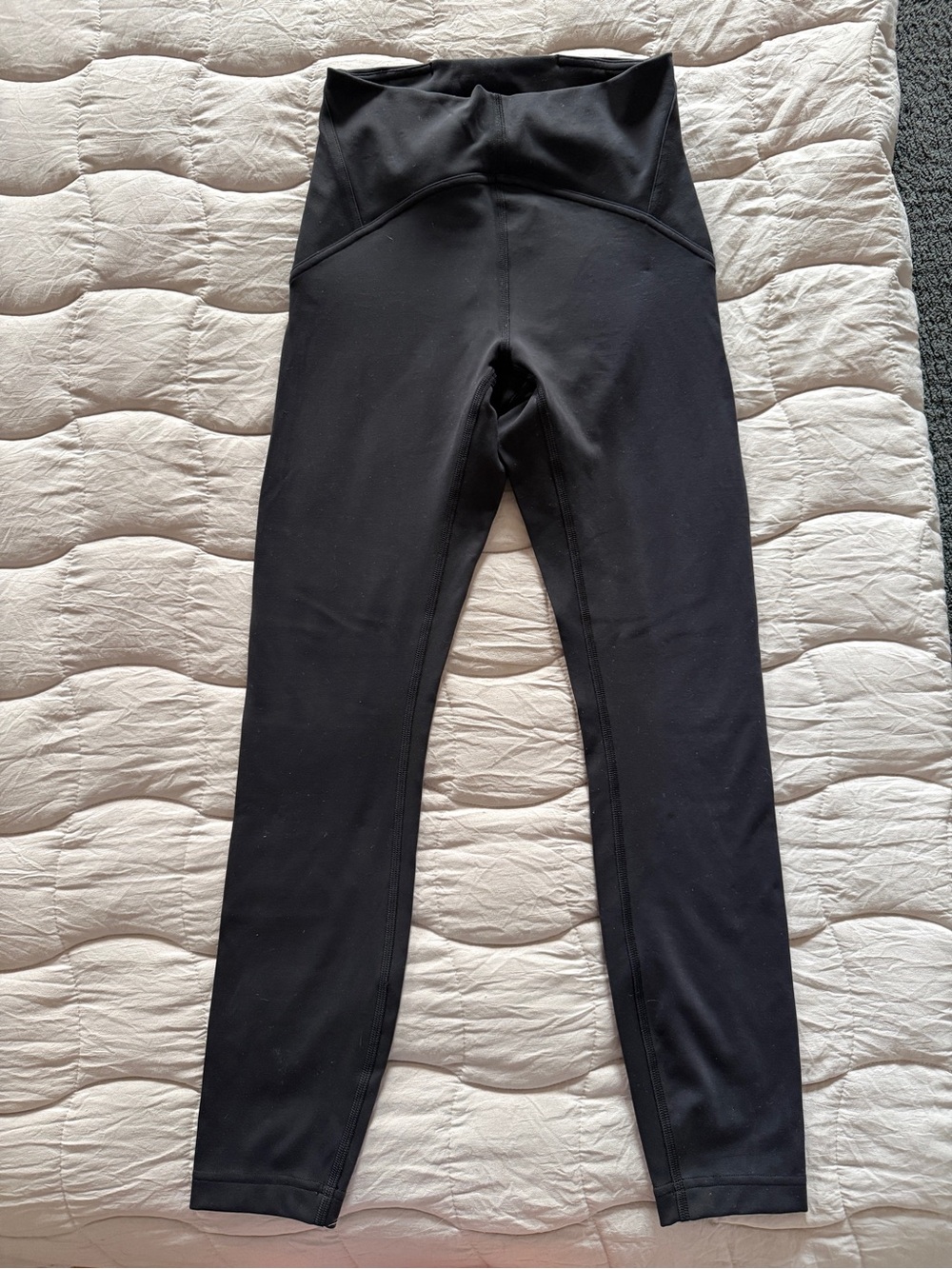Lululemon HR Unlimit Black size 4